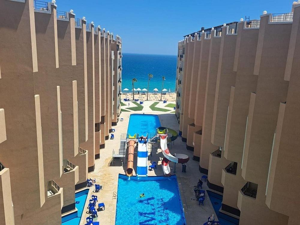 Stylish With Sea View Apartment *